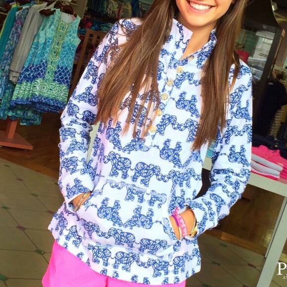 Lilly Pulitzer Elephant Print Pack Your Trunk Captain Popover - Picture 1 of 12